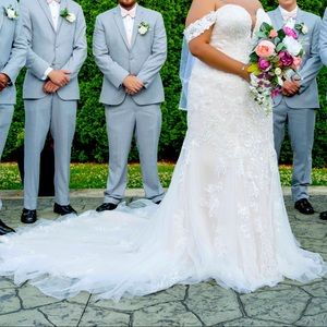 Stella York Wedding Gown 2022